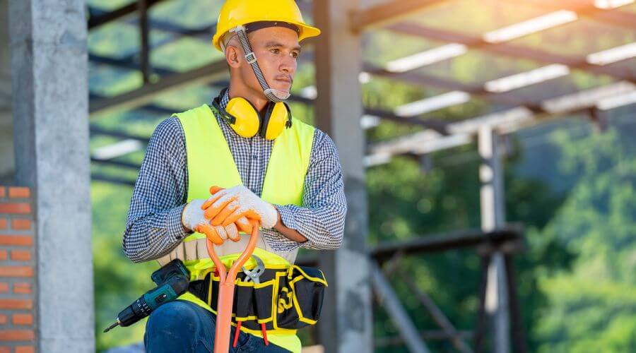 Professional gutter cleaning in Murfreesboro, AR